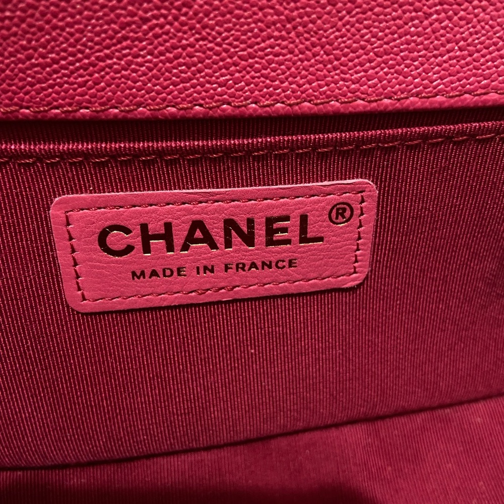 Chanel boy small - Picture 8 of 15